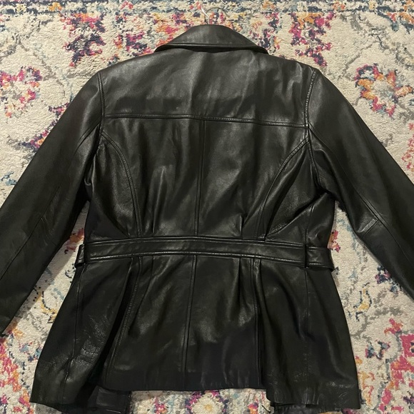 Black leather jacket in perfect condition - Picture 2 of 3